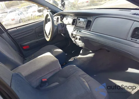 2002 Ford Crown Victoria Natural Gas Vehicle/Police/Police Street Appearance из США, поврежденный, VIN 2FAFP71W42X116426